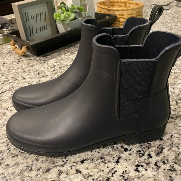 Navy blue, ankle rainboots. - Picture 2 of 5